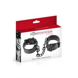 .Menottes poignets simili cuir avec chaine noire